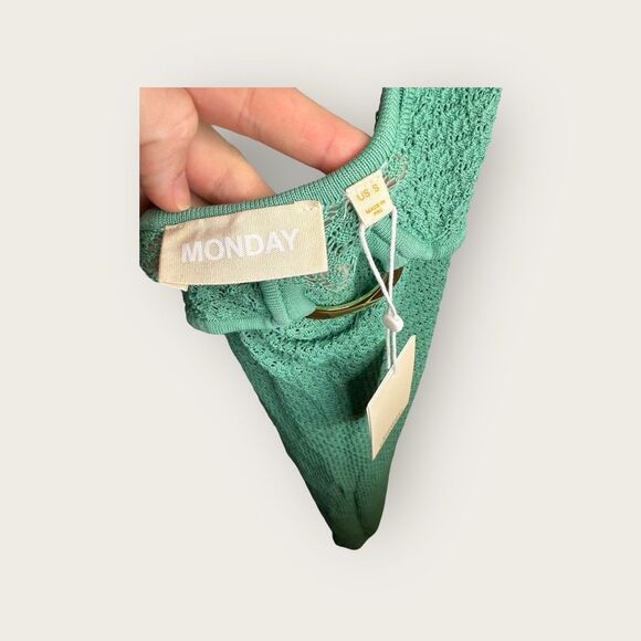 NWT Monday Swimwear Green Swim Coverup - Picture 5 of 9